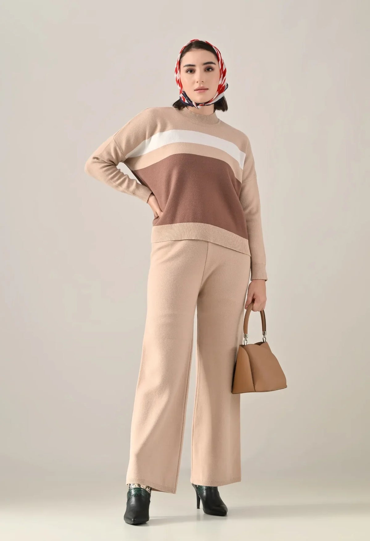 #color_beige