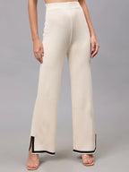 #color_off-white