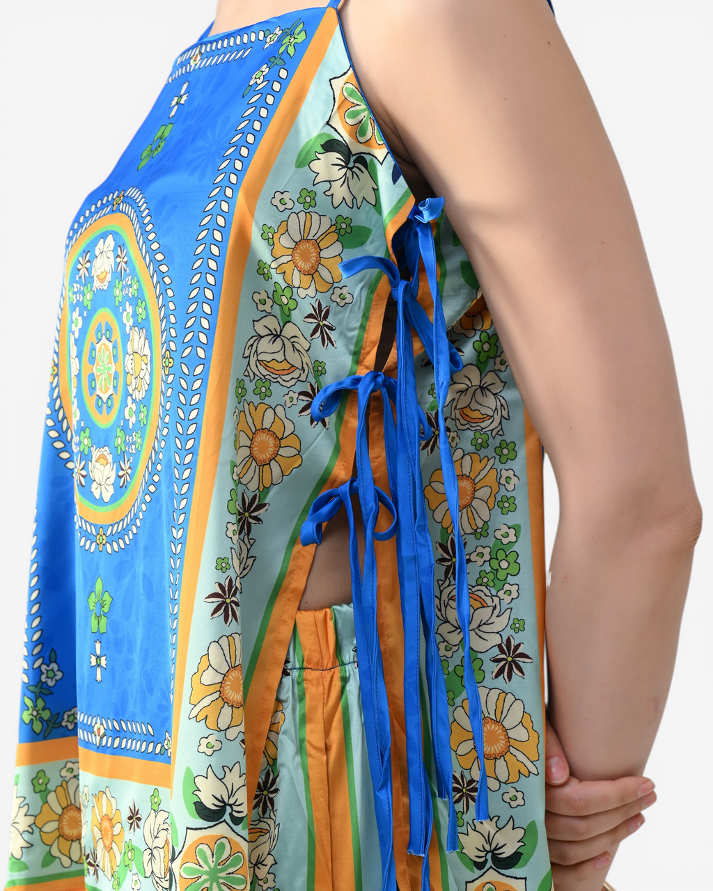 Tie-Side Detail Co-Ord Set