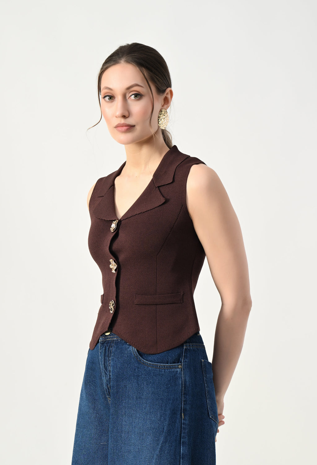 #color_brown