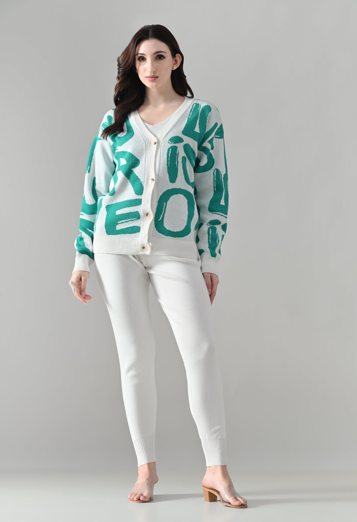 #color_off-white