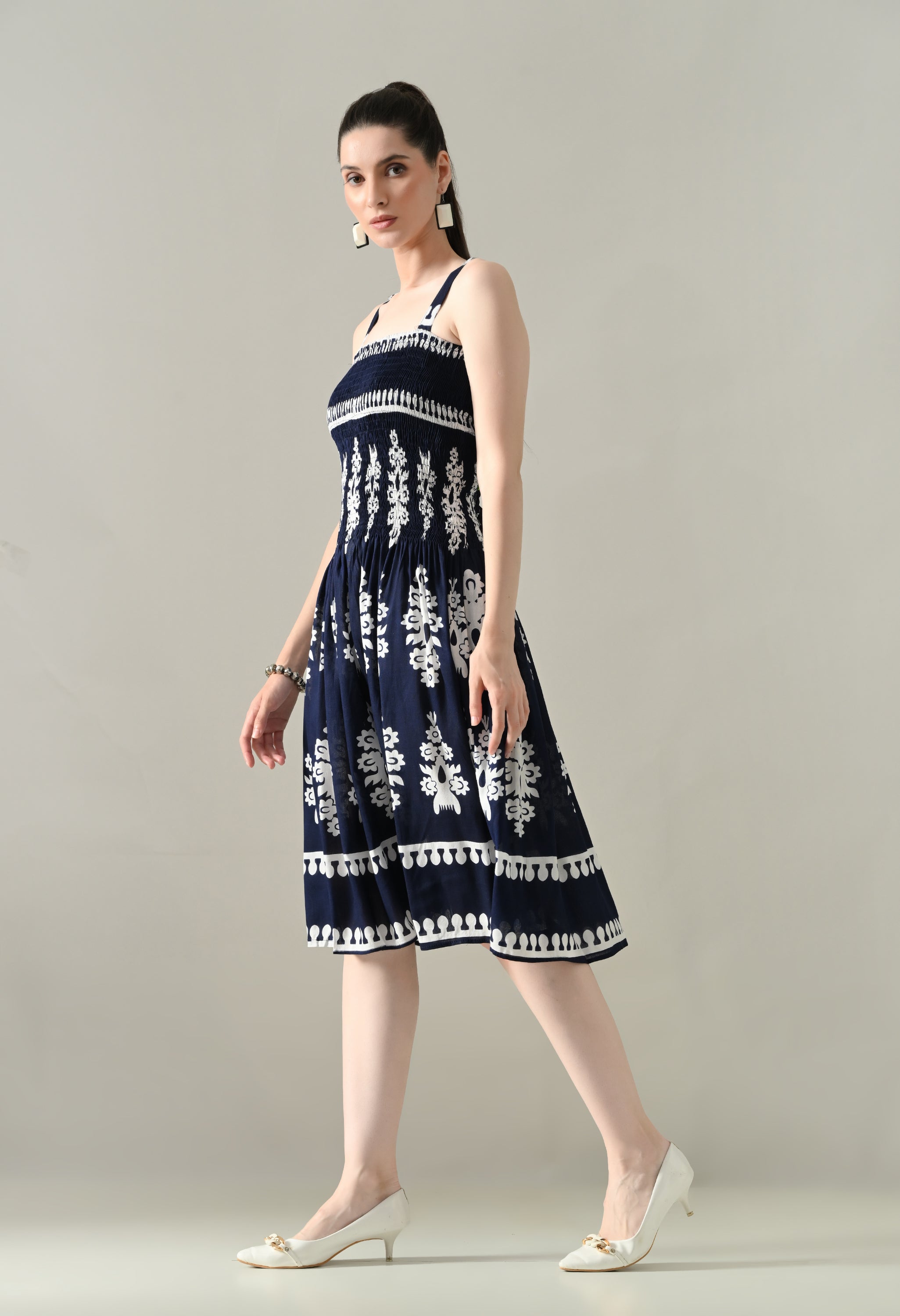 #color_navy