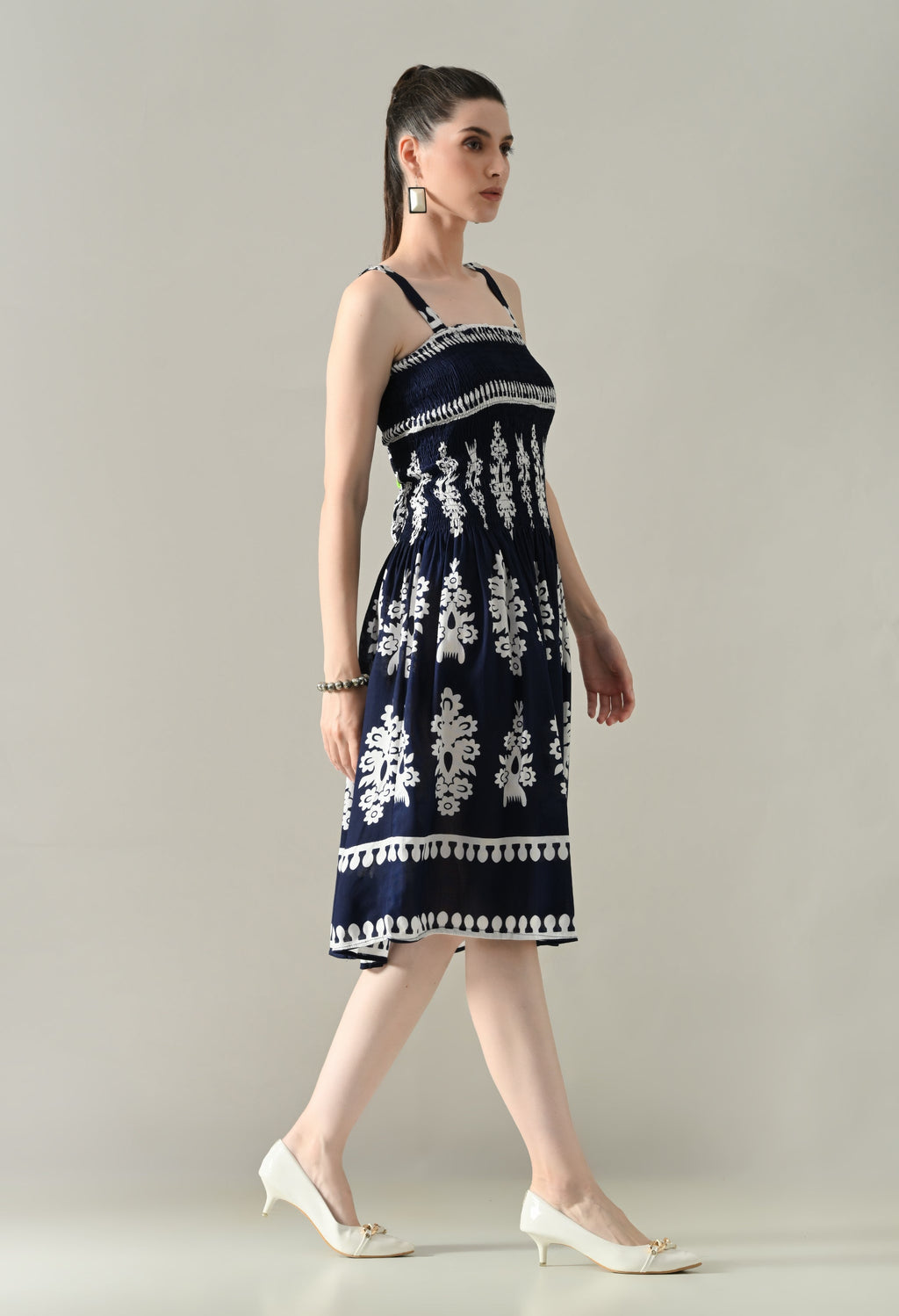 #color_navy