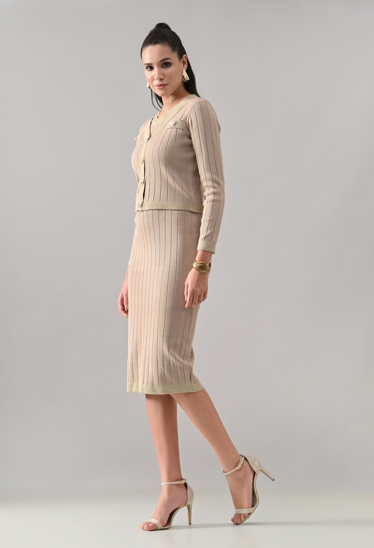 #color_beige