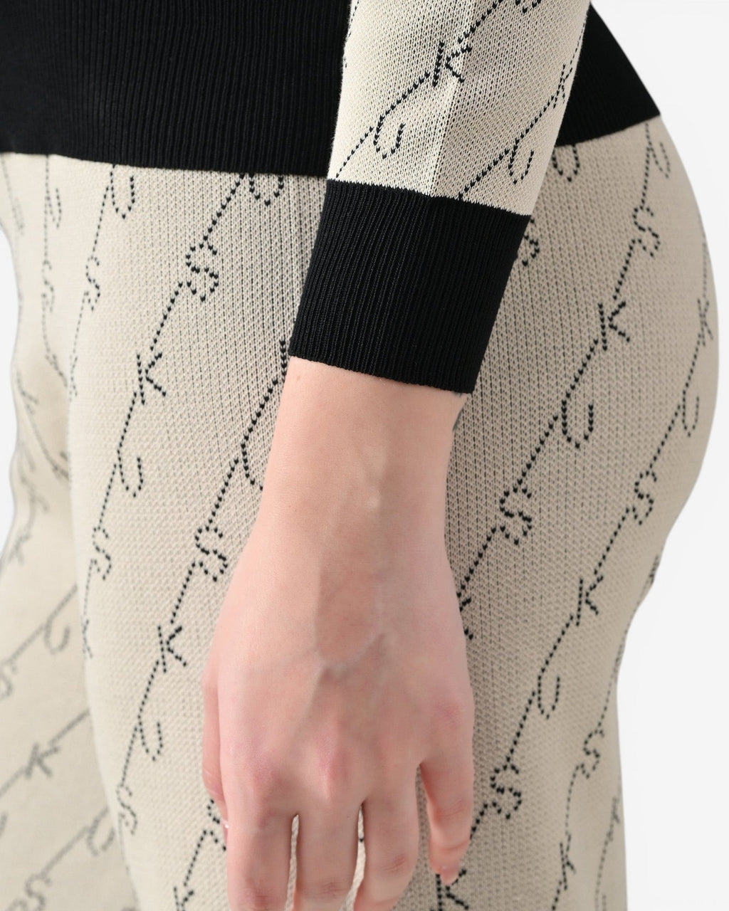#color_beige