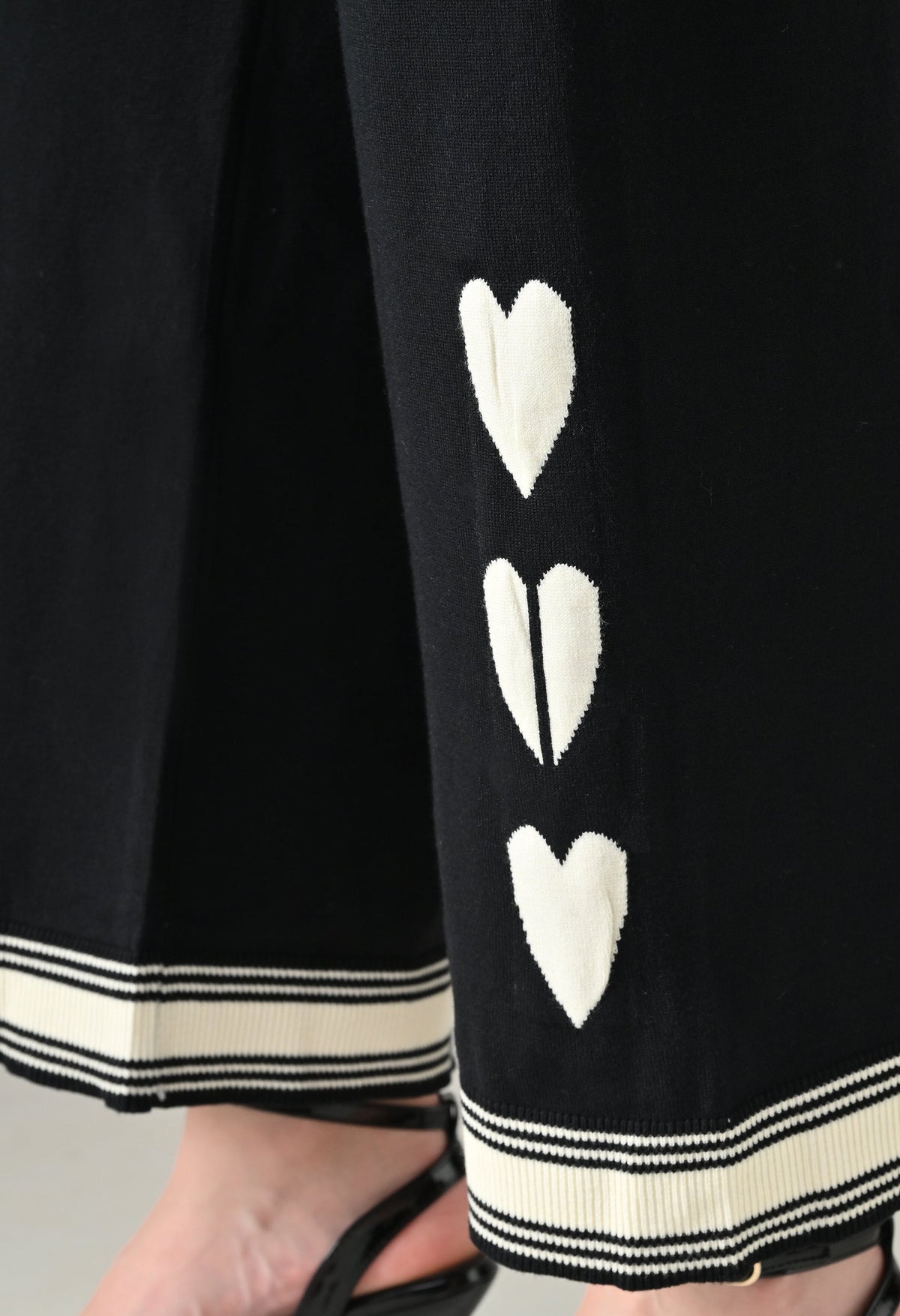 #color_black