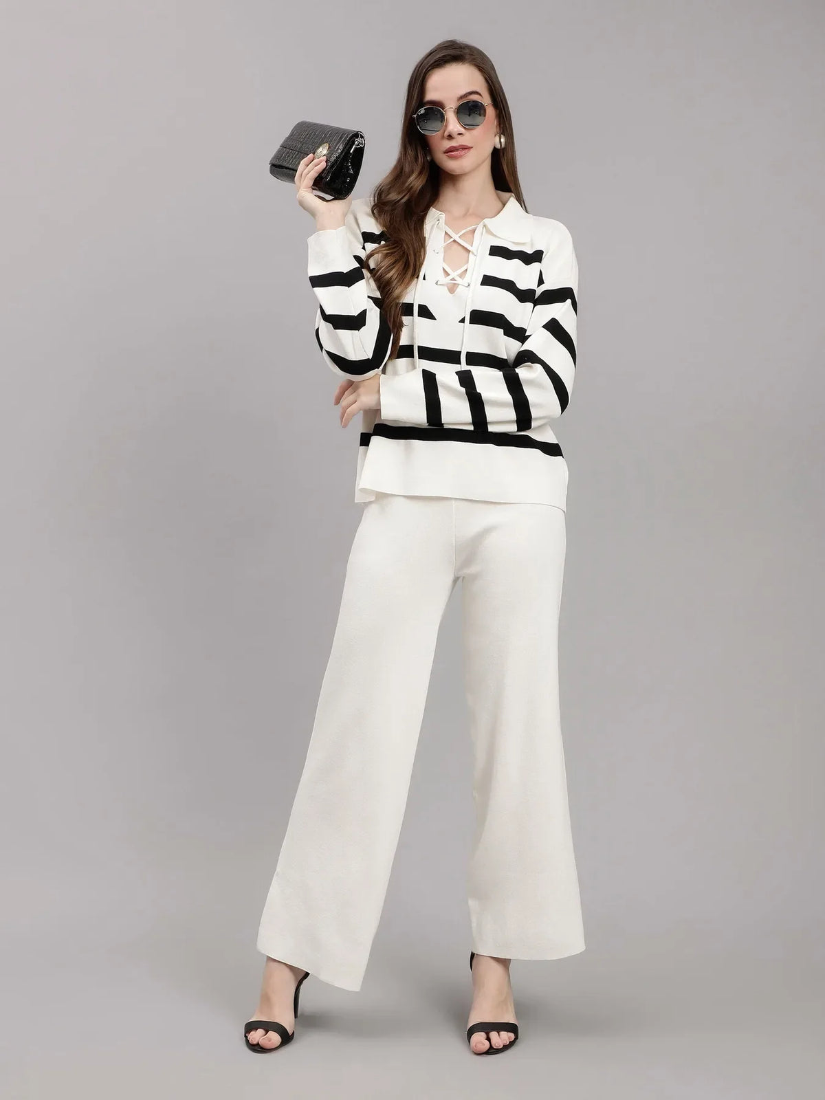 #color_off-white