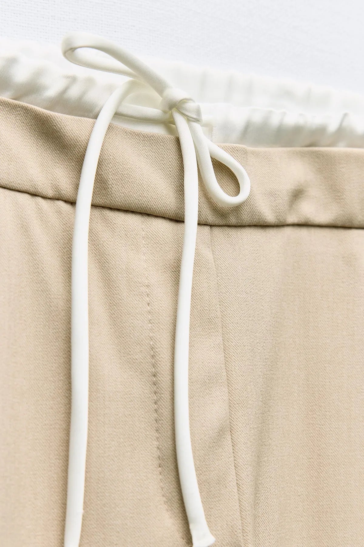 #color_beige