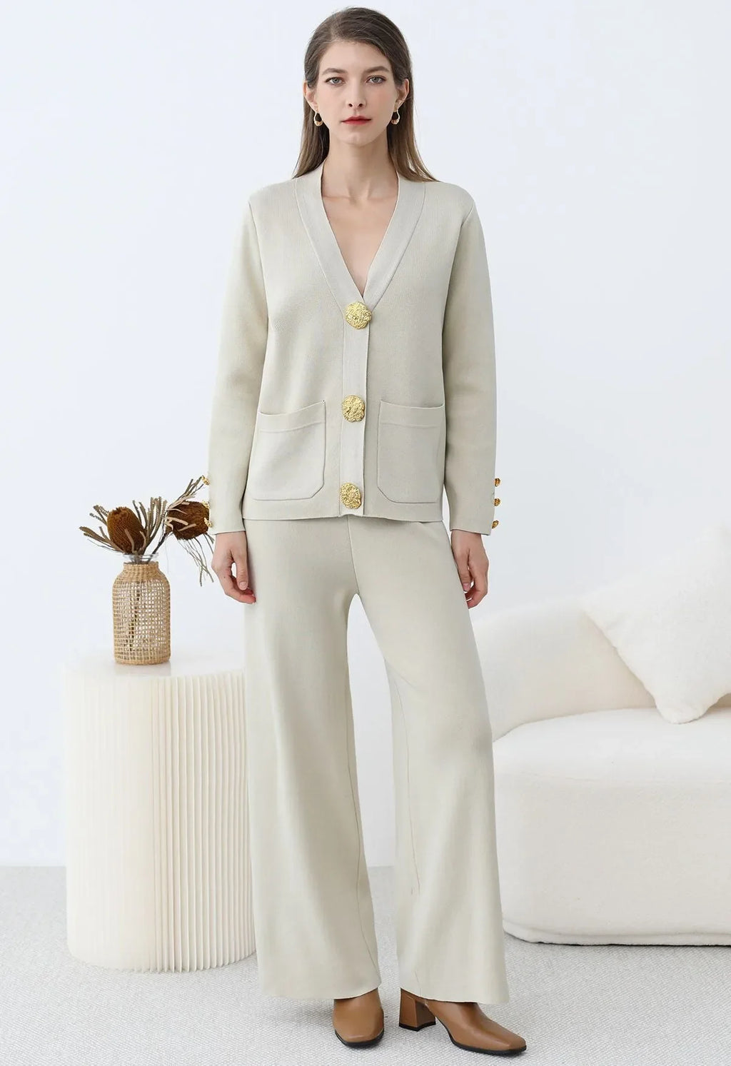 #color_off-white