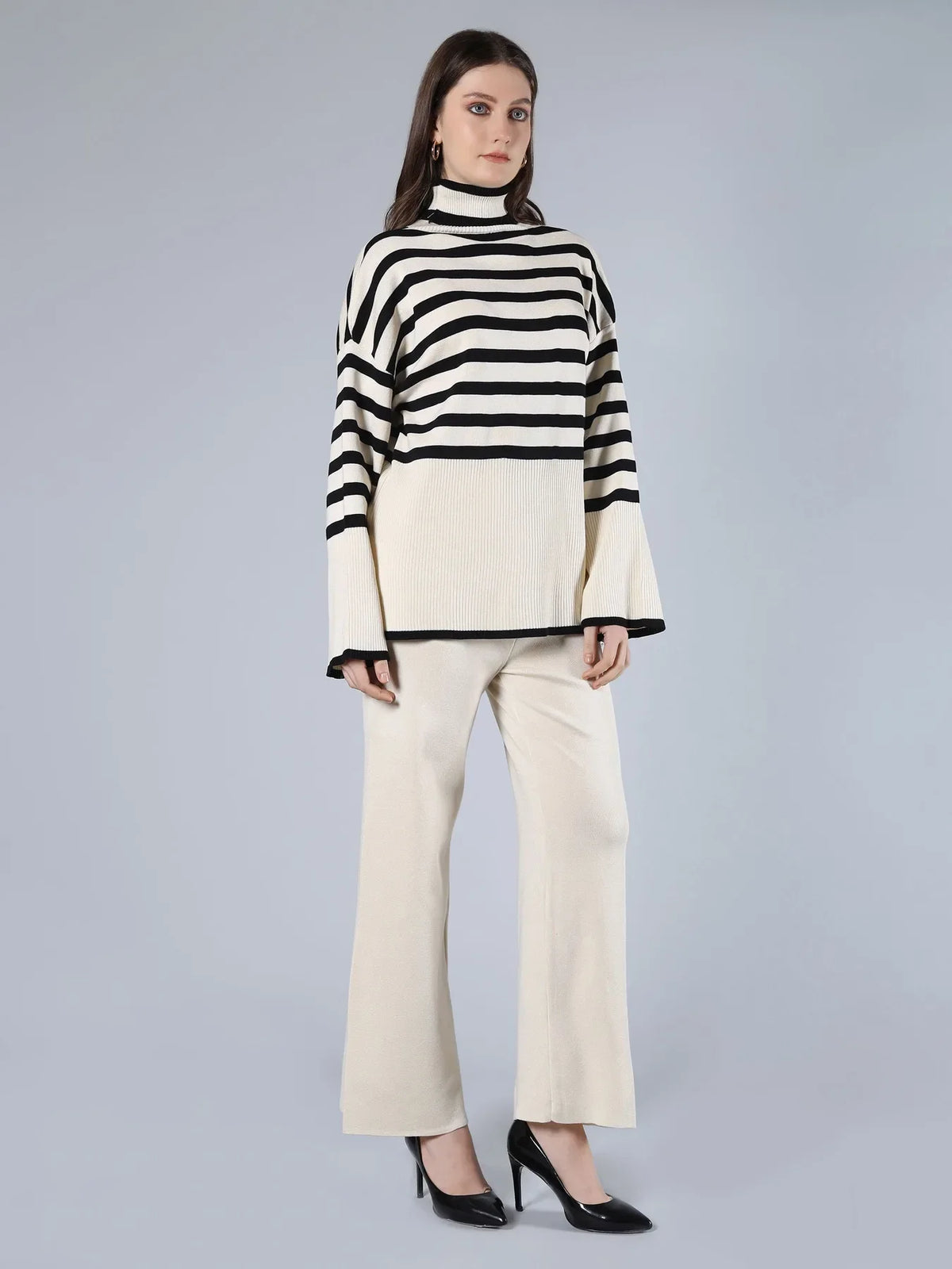 #color_off-white