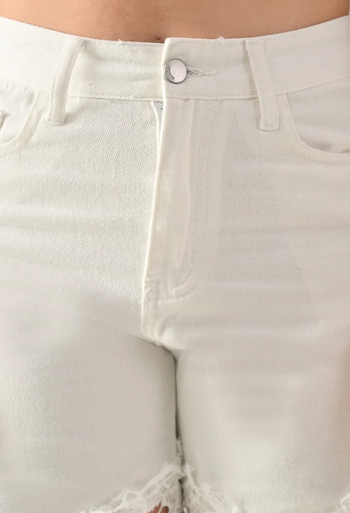 #color_white