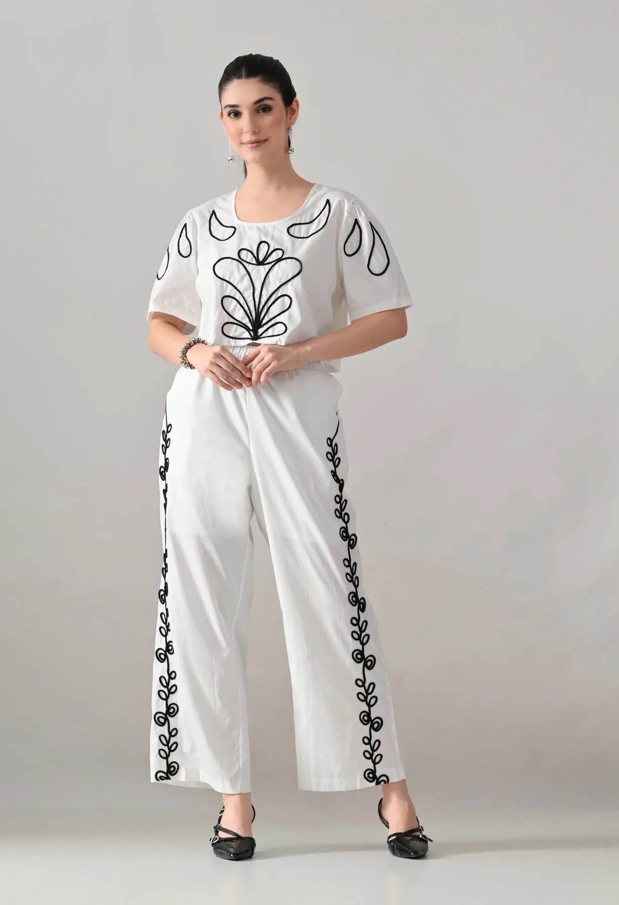 #color_white