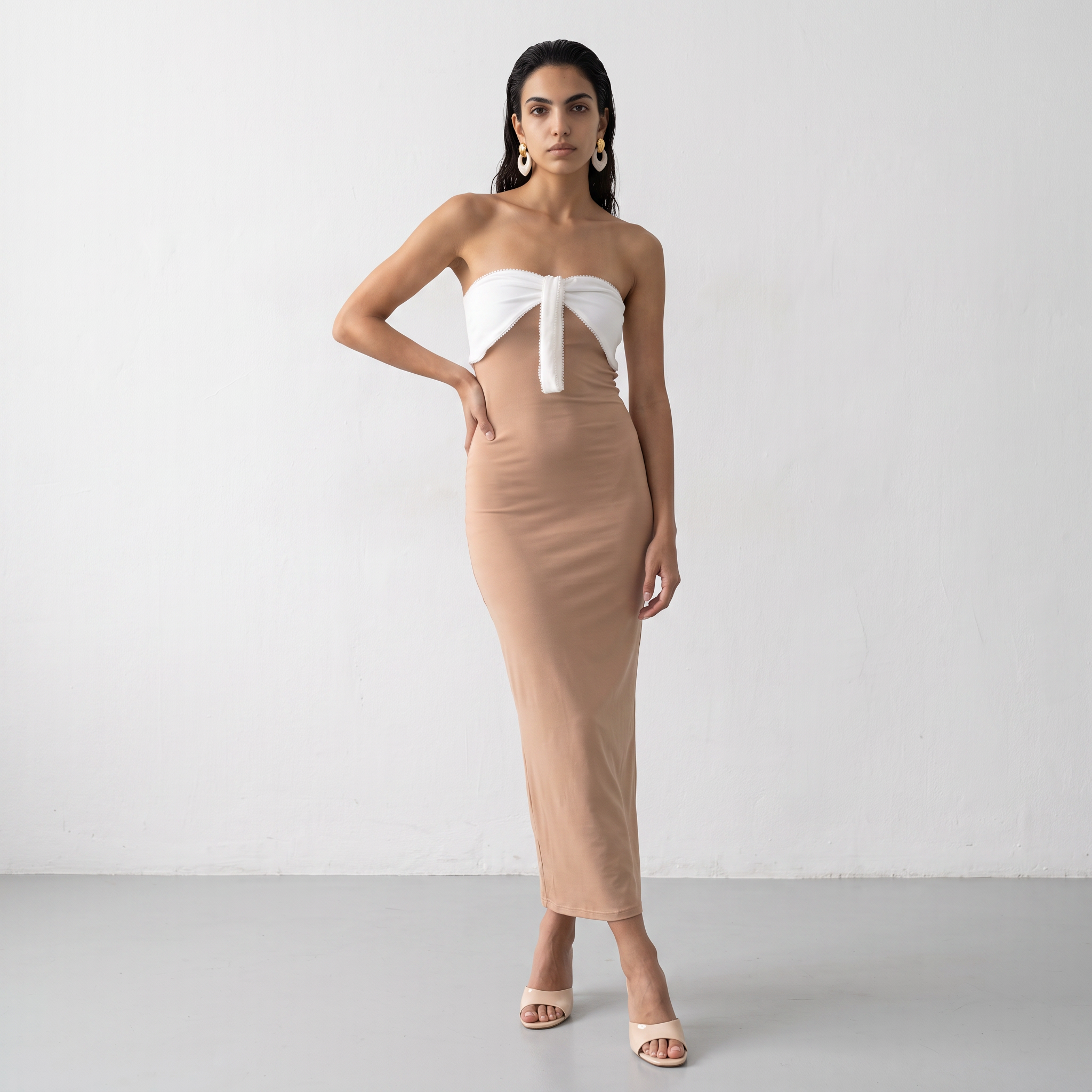 Off-Shoulder beaded Maxi Dress