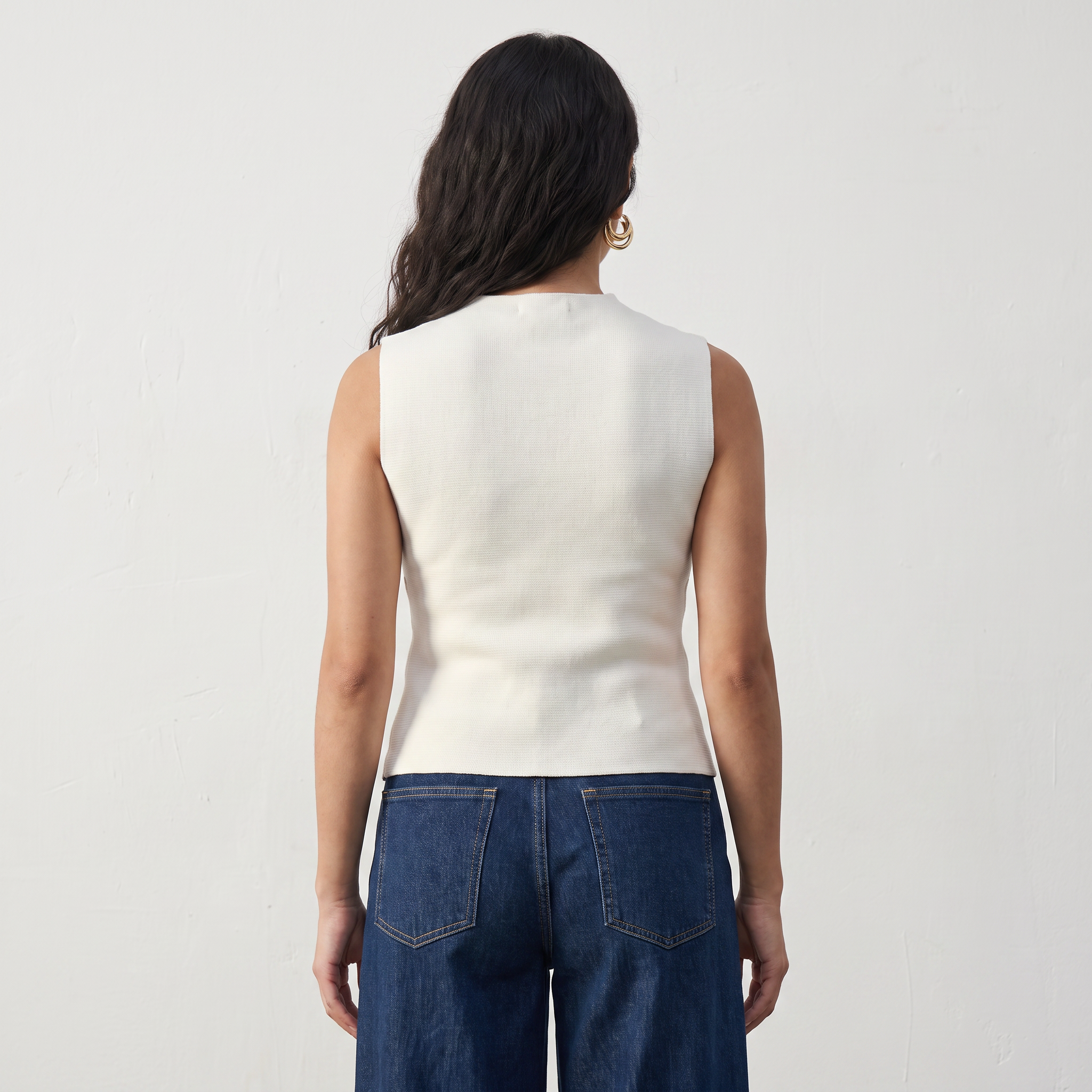 Sleeveless Collared Button Top